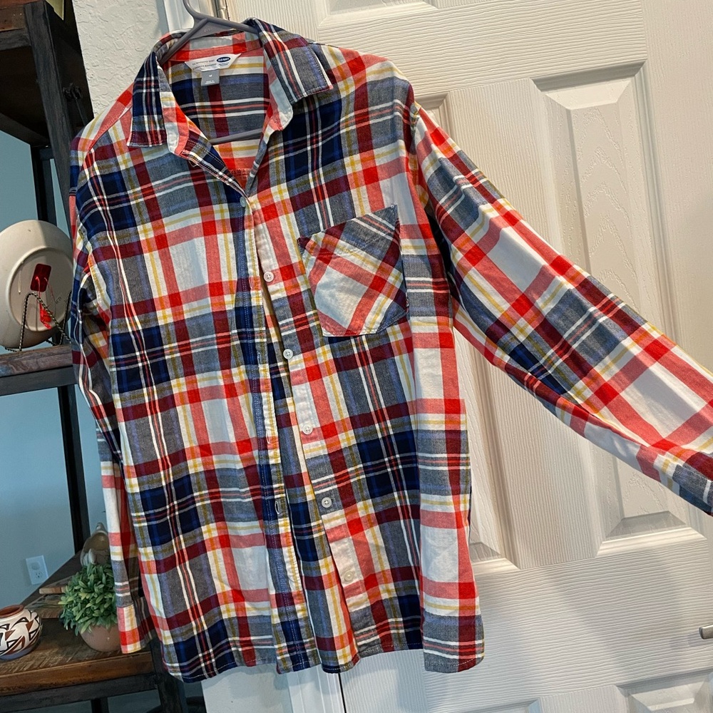 Old Navy The Boyfriend loose Shirt button up long sleeve red white blue plaid M